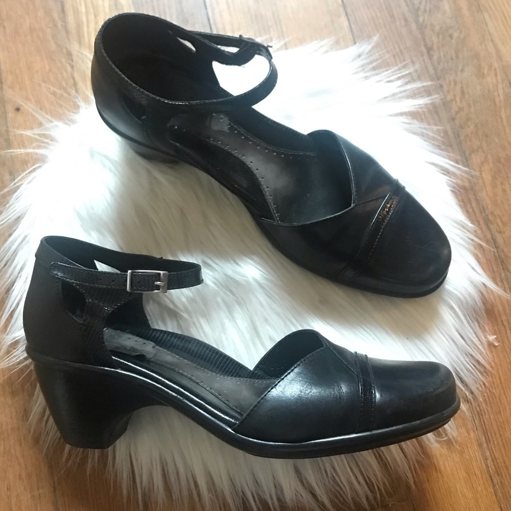Dansko Shoes